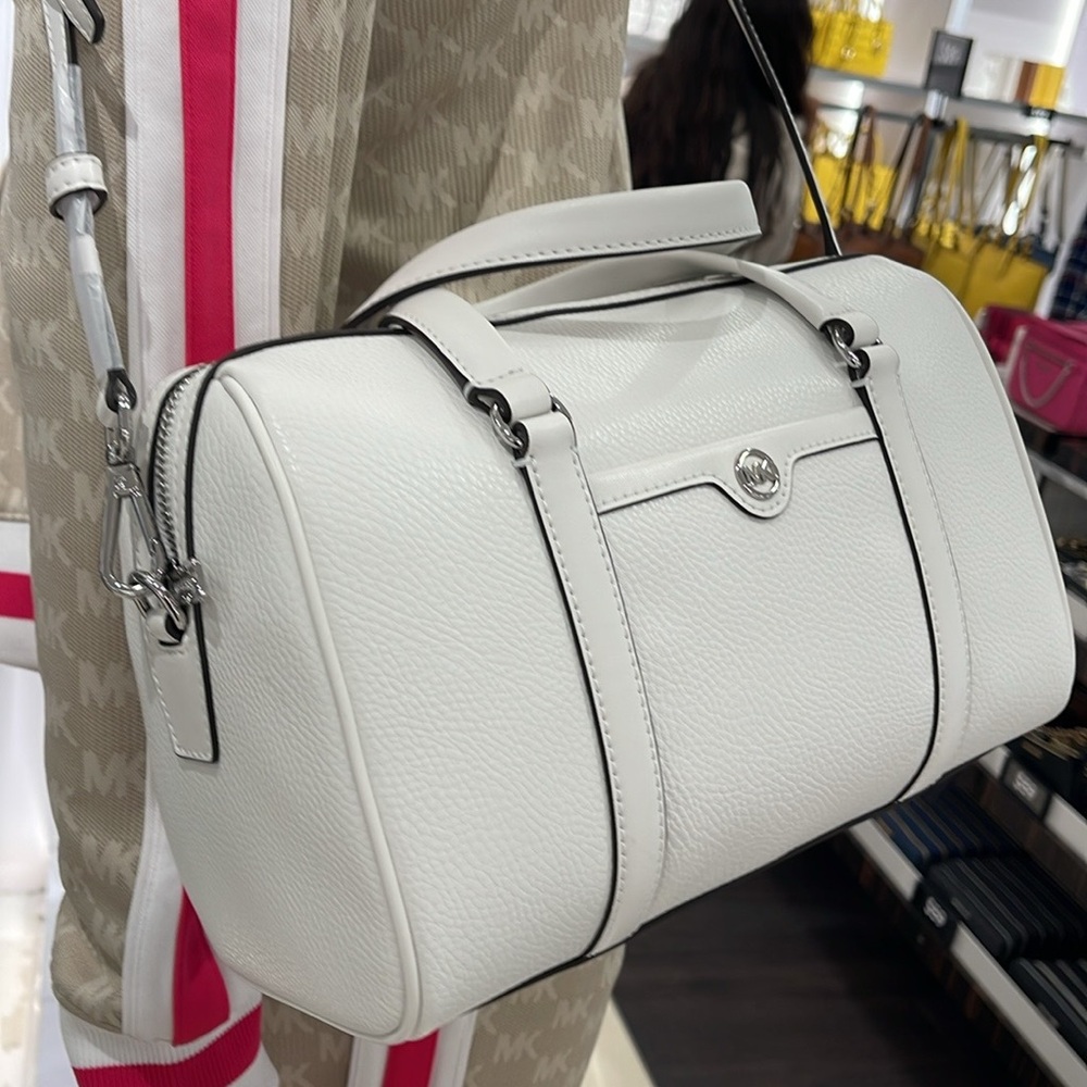 MICHAEL KORS JST TRAVEL MD DUFFLE SATCHEL SHOULDER CROSSBODY BAG MK  OPTIC WHITE - Picture 5 of 16
